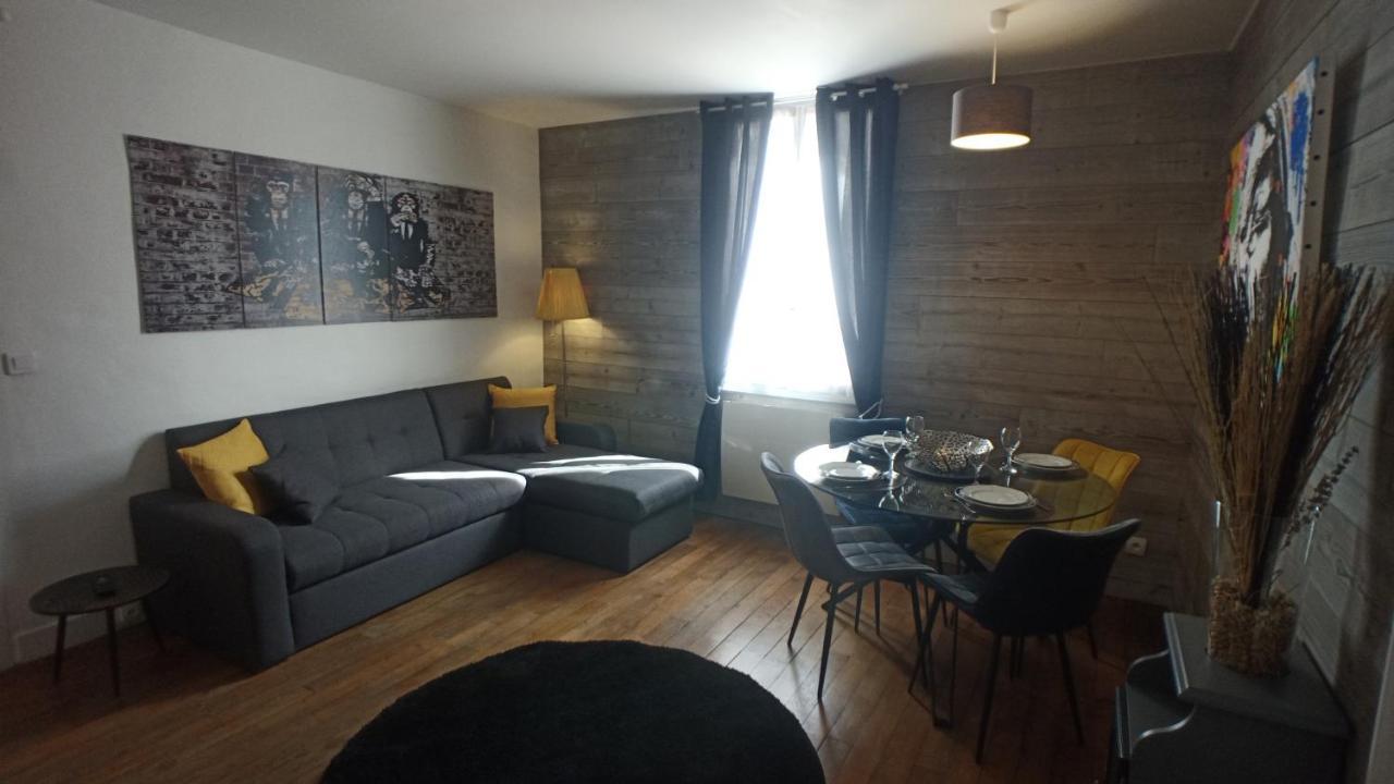 Coeur De Ville, Calme, Spacieux,Parking Et Wifi ! Chartres Buitenkant foto
