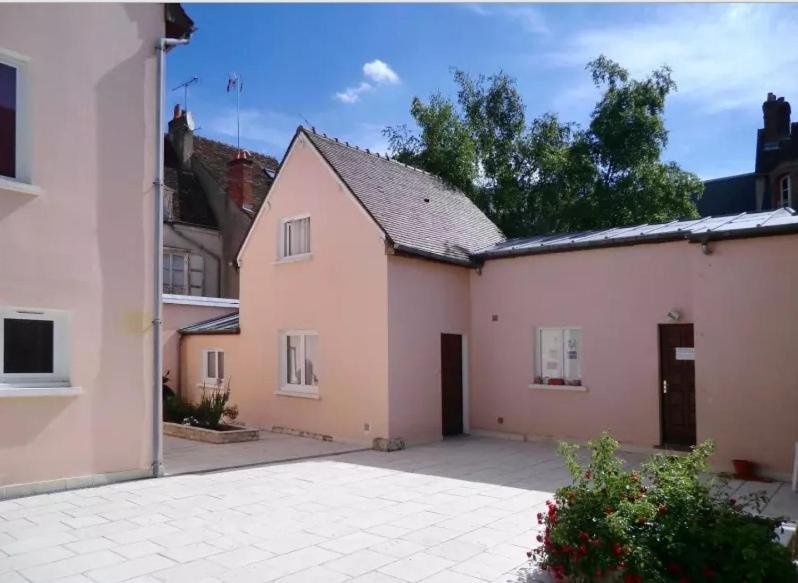 Coeur De Ville, Calme, Spacieux,Parking Et Wifi ! Chartres Buitenkant foto